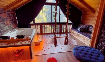 101 Doğa Manzaralı  Jakuzili Kuzineli Eşsiz Balayı Bungalovu