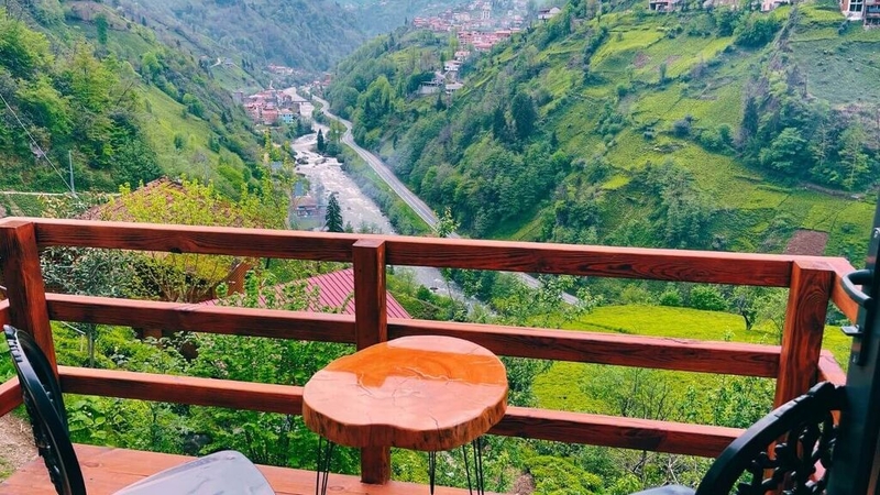 103 Dere Manzaralı Jakuzili Salıncaklı Bungalov