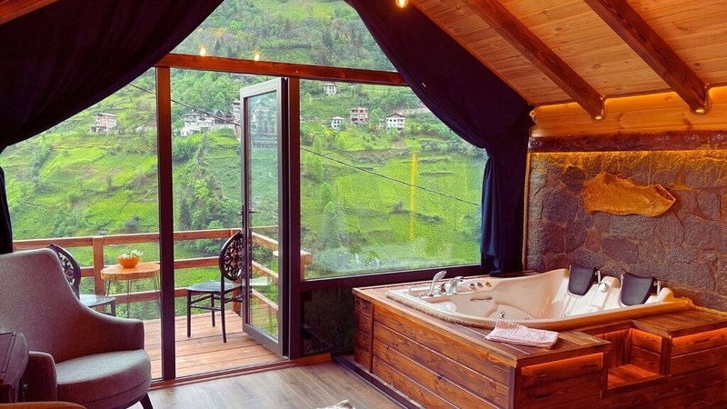 103 Dere Manzaralı Jakuzili Salıncaklı Bungalov